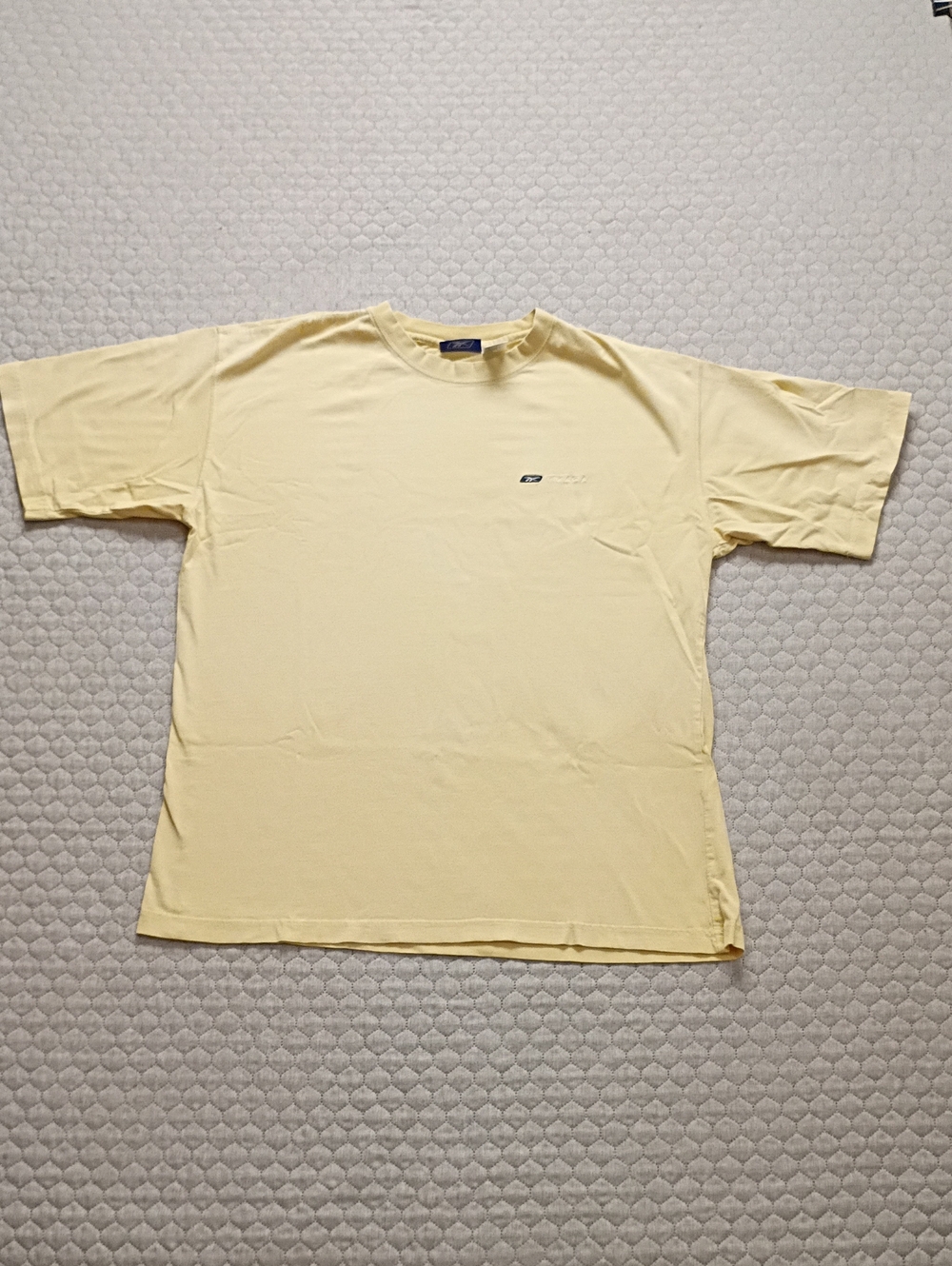 Vintage Y2K  REEBOK TEE Men's Large Butter Yellow 100% Cotton Classic Fit